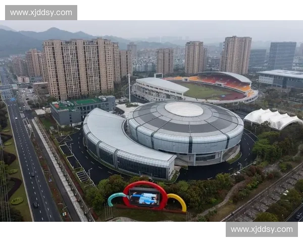 体育主持视角下的赛场故事与激情瞬间全景呈现探索魅力表达艺术 体育主持视角下的赛场故事与激情瞬间全景呈现探索魅力表达艺术